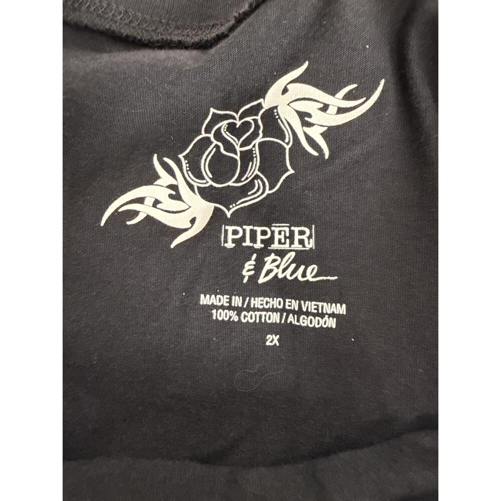 NWT Piper Blue Womens Black Cat Printed Graphic Detail TShirt Juniors Plus 2X - Picture 4 of 8
